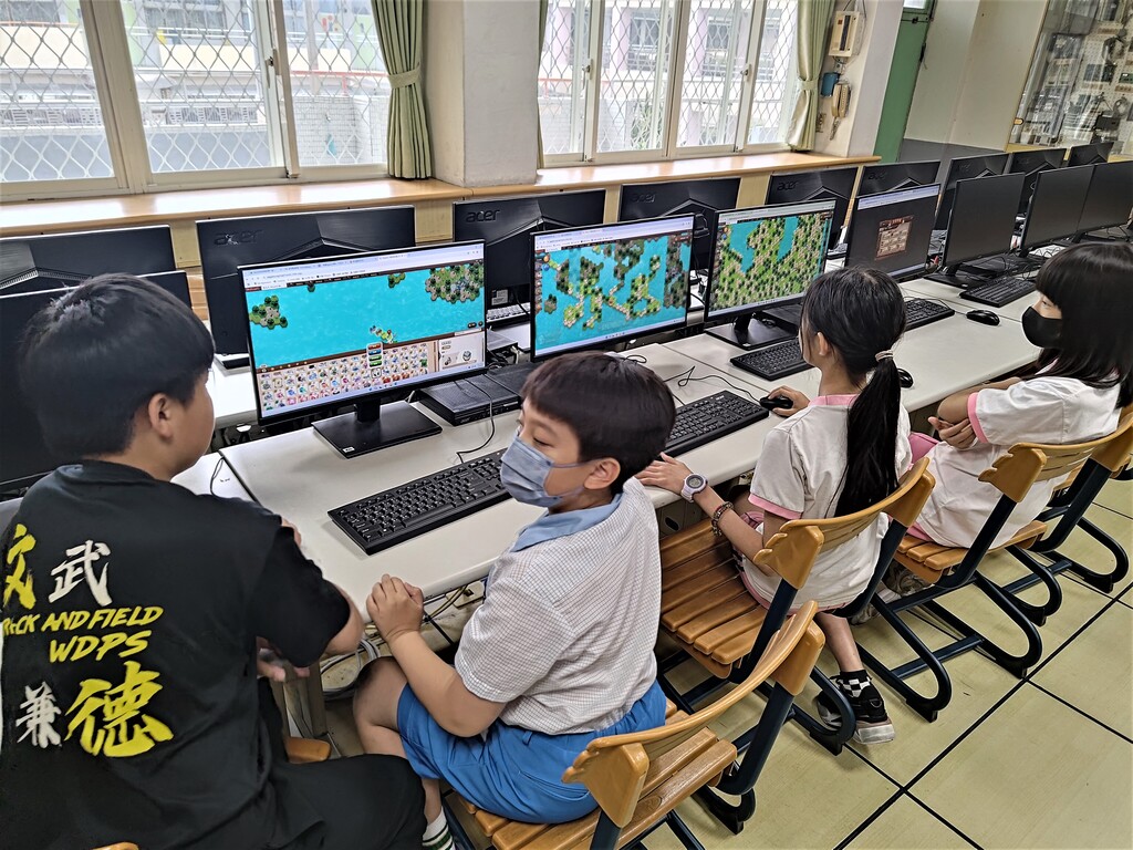Fun暑假任務有遊戲學習學科課程，豐富又好玩。