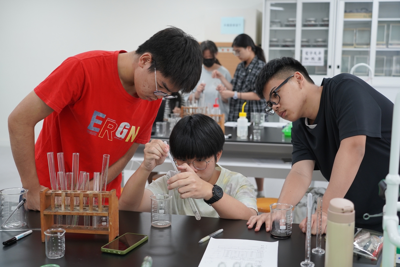 新北隊將與國立清華大學合作開設「生命科學營」，帶領學生培養銜接未來職場與學術研