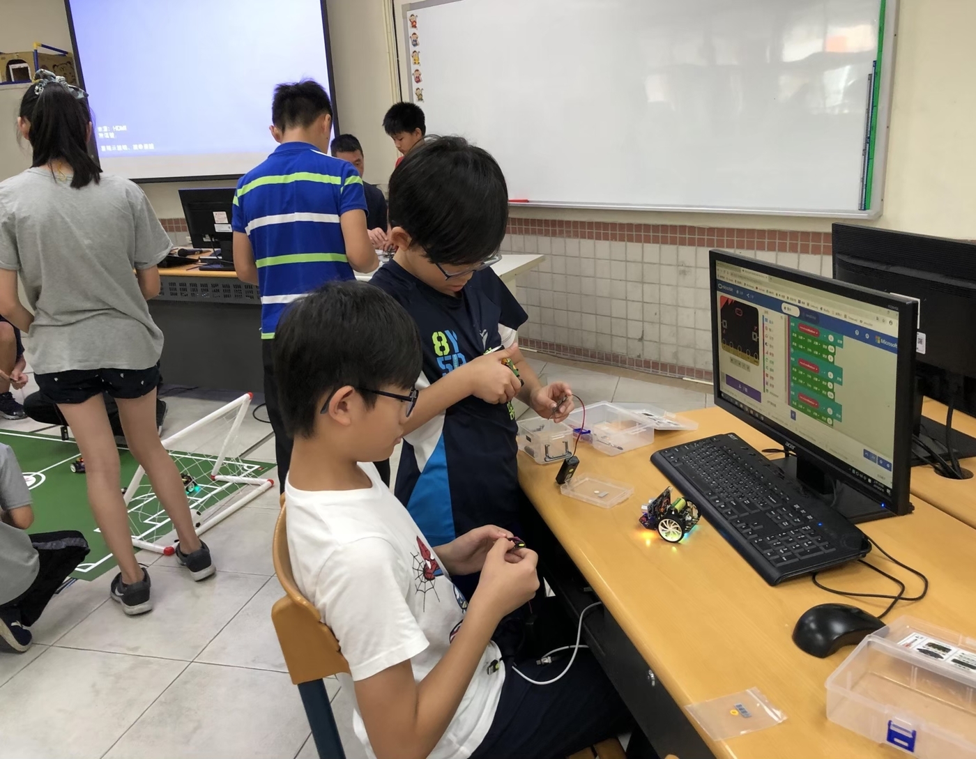 昌福國小公開課-micro:bit自走車3圖片