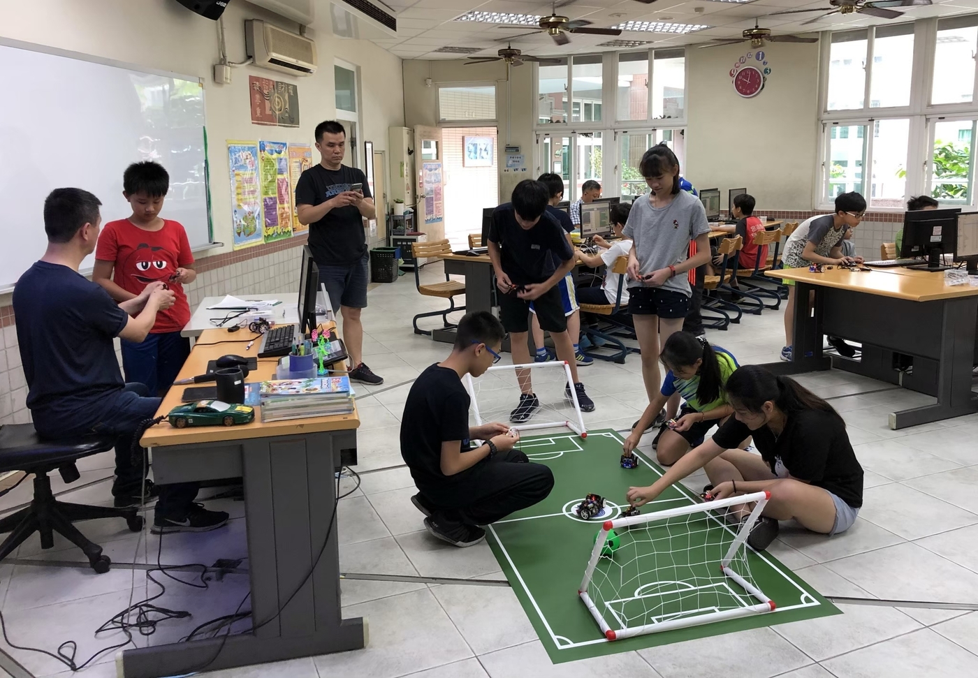 昌福國小公開課-micro:bit自走車5圖片